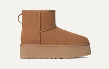 Load image into Gallery viewer, UGG Women&#39;s Classic Mini Platform